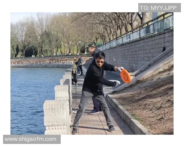 飞盘运动的魅力与挑战张伟分享他的飞盘生涯故事 飞盘运动的魅力与挑战张伟分享他的飞盘生涯故事